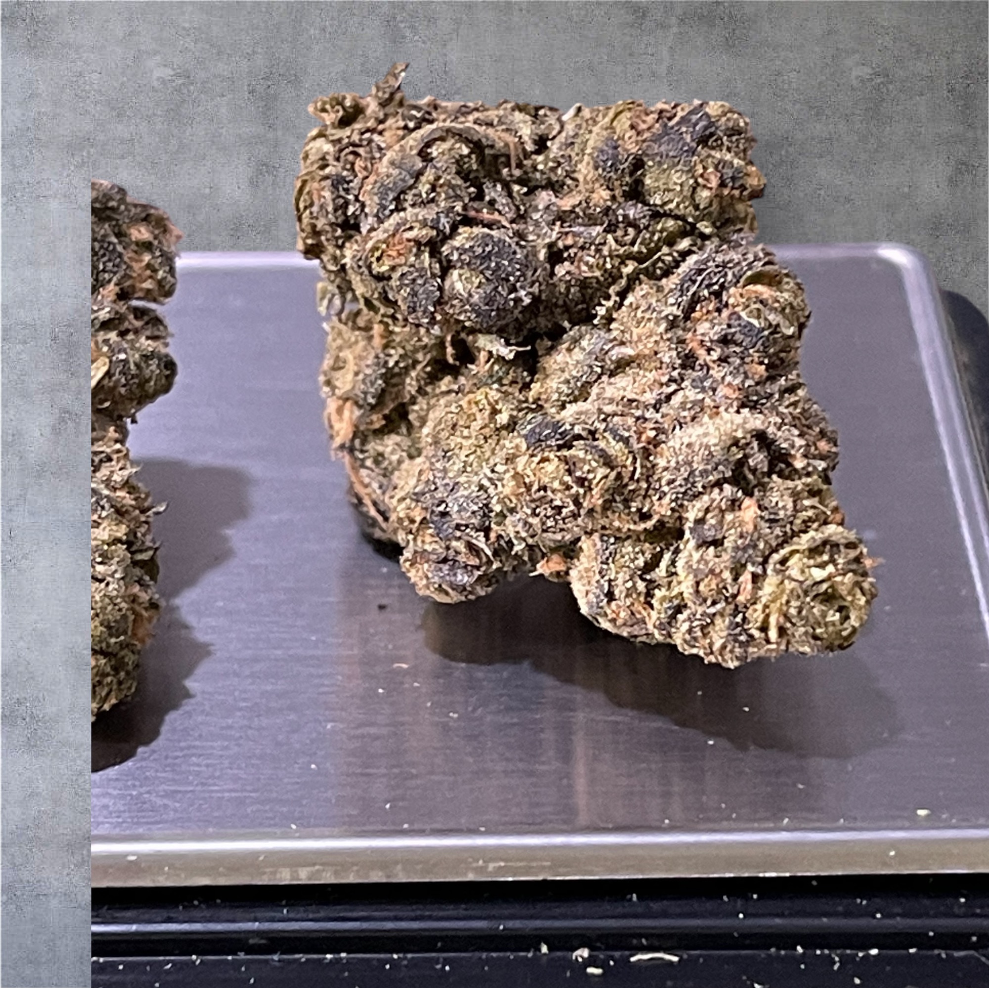 APPLE FRITTER x RUNTZ 3.5g INDOOR HYBRID 28% THC 🔥🔥 - Image 2
